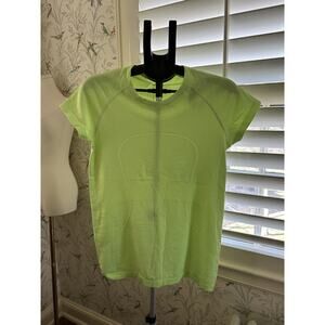 Lululemon Swiftly Tech Short Sleeve 2.0 Size 10 Highlight Yellow HIYE/HIYE 77294